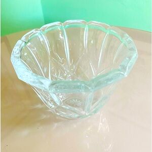 Vintage Small Crystal party-serving Dish in mint condition
